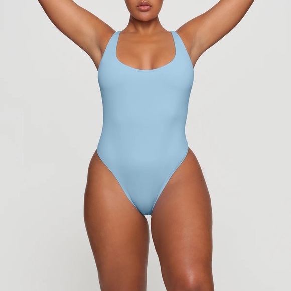 🔥NWT 🩵LIMITED EDITION SKIMS Swim Scoop Neck One Piece 🩵🩵🩵 - Picture 2 of 12